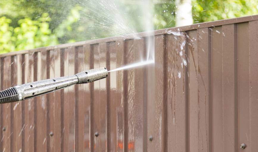 Fence Cleaning